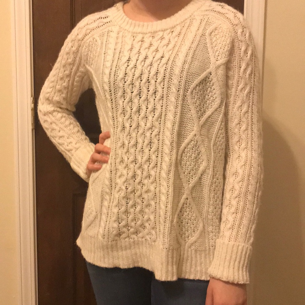 *** 50% in bundle Off White Crochet Winter Sweater